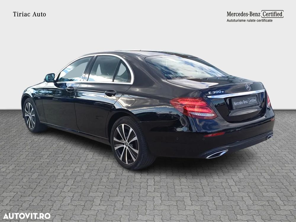 Mercedes-Benz E 300 9G-TRONIC Avantgarde - 3