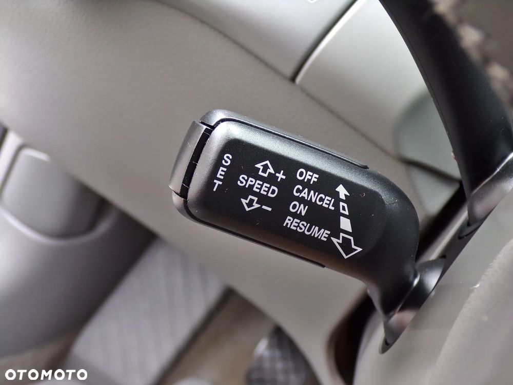 Audi A4 Avant 2.0 TDI DPF Ambiente - 20