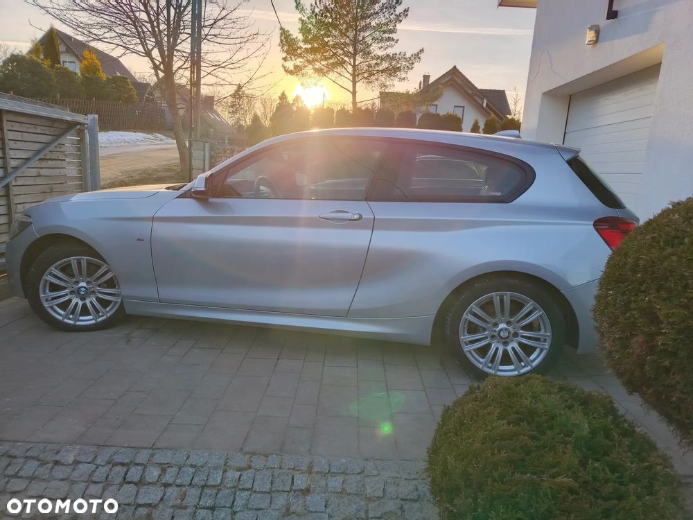 BMW Seria 1 120d xDrive BluePerformance Sport Line - 2