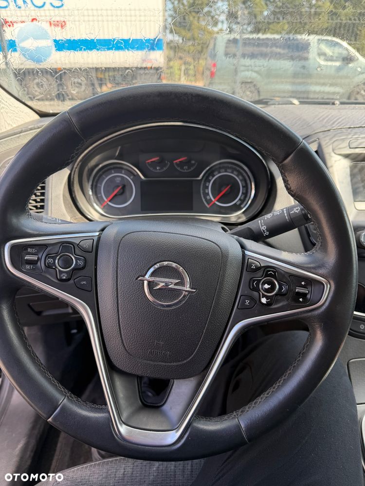Opel Insignia 2.0 CDTI - 14