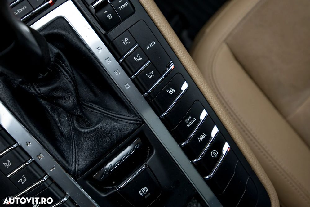 Porsche Macan 3.0 PDK S - 26