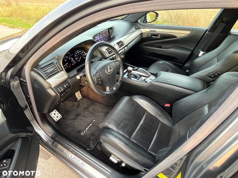 Lexus LS 460 F Sport - 18