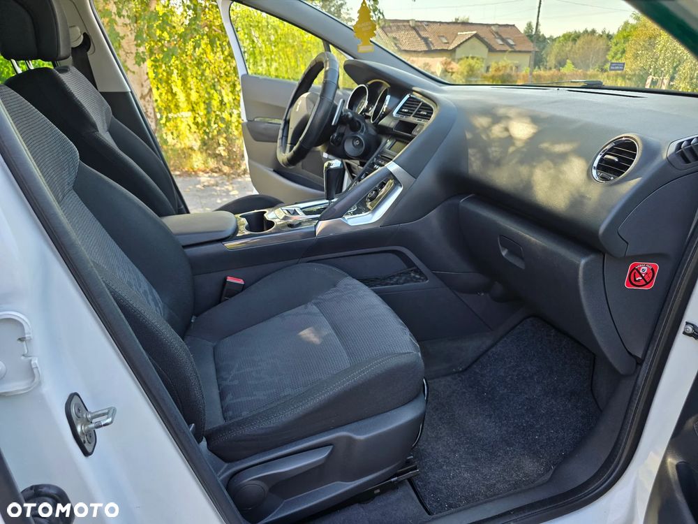 Peugeot 3008 - 24