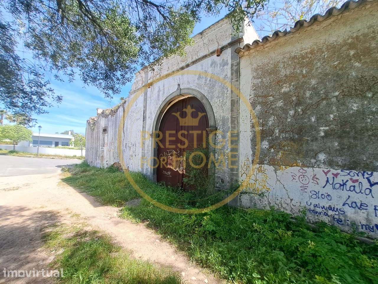 Quinta com cerca de 3979 m2 com área de construção de cerca de 1600m2 - Grande imagem: 2/15