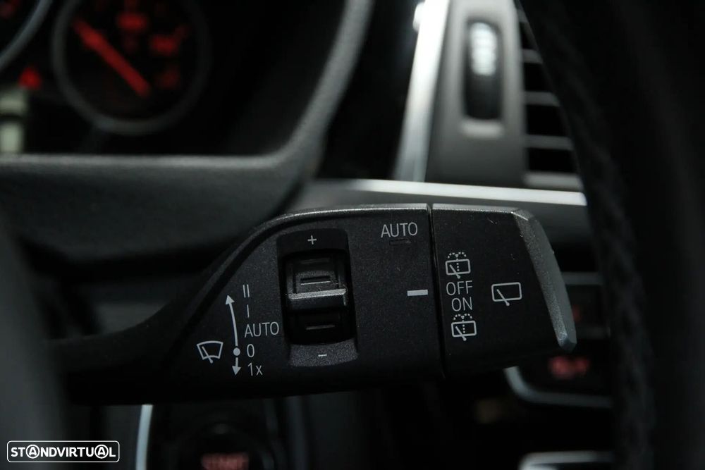 BMW 318 d Line Sport Auto - 16