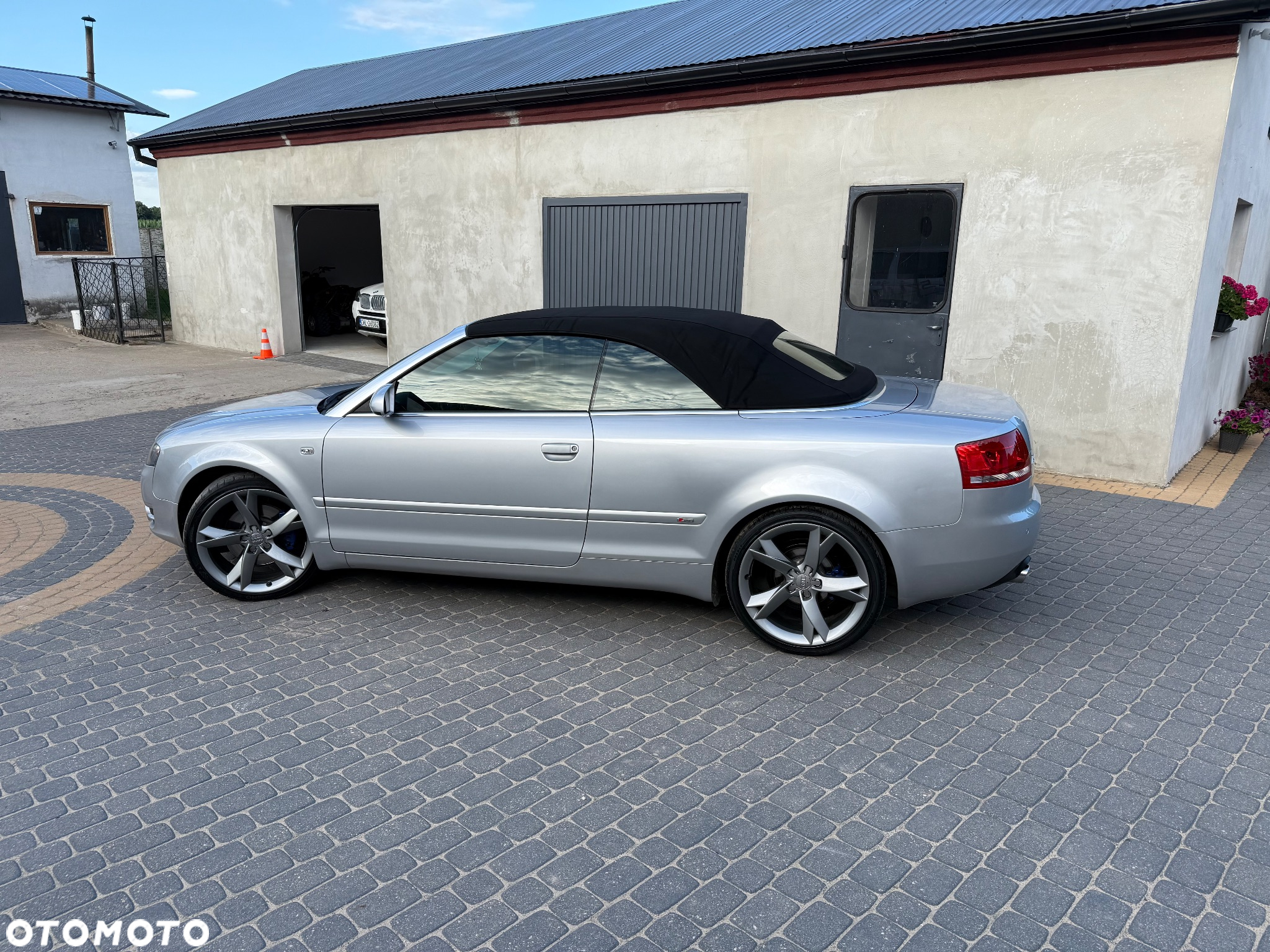 Audi A4 - 4