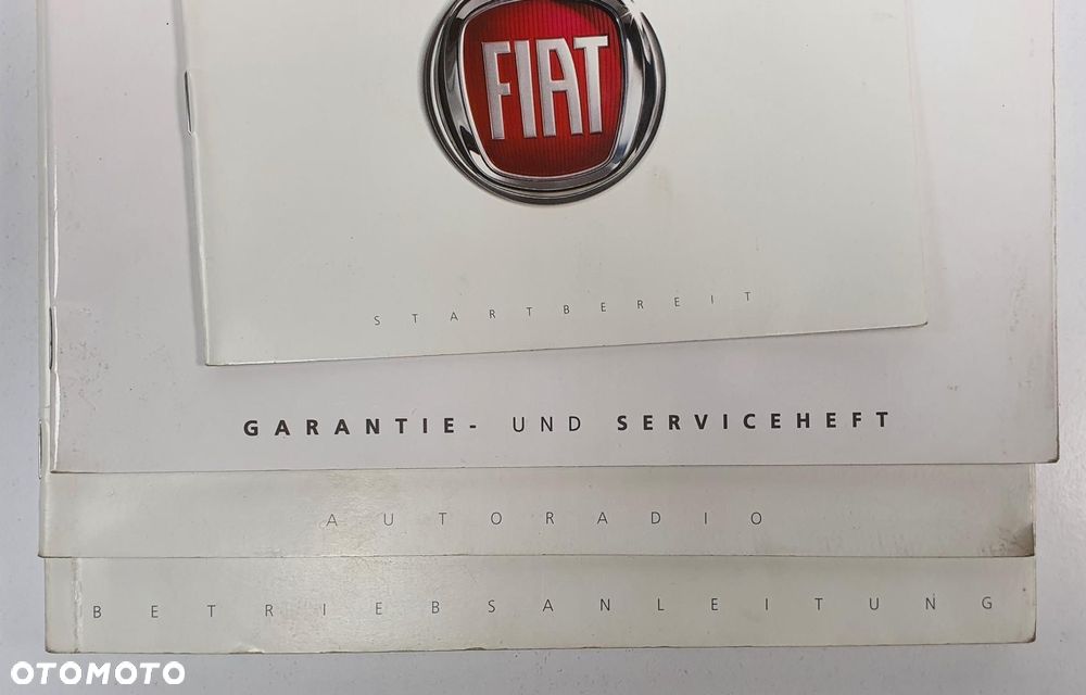 INSTRUKCJA OBSŁUGI + ETUI FIAT 500 - 2