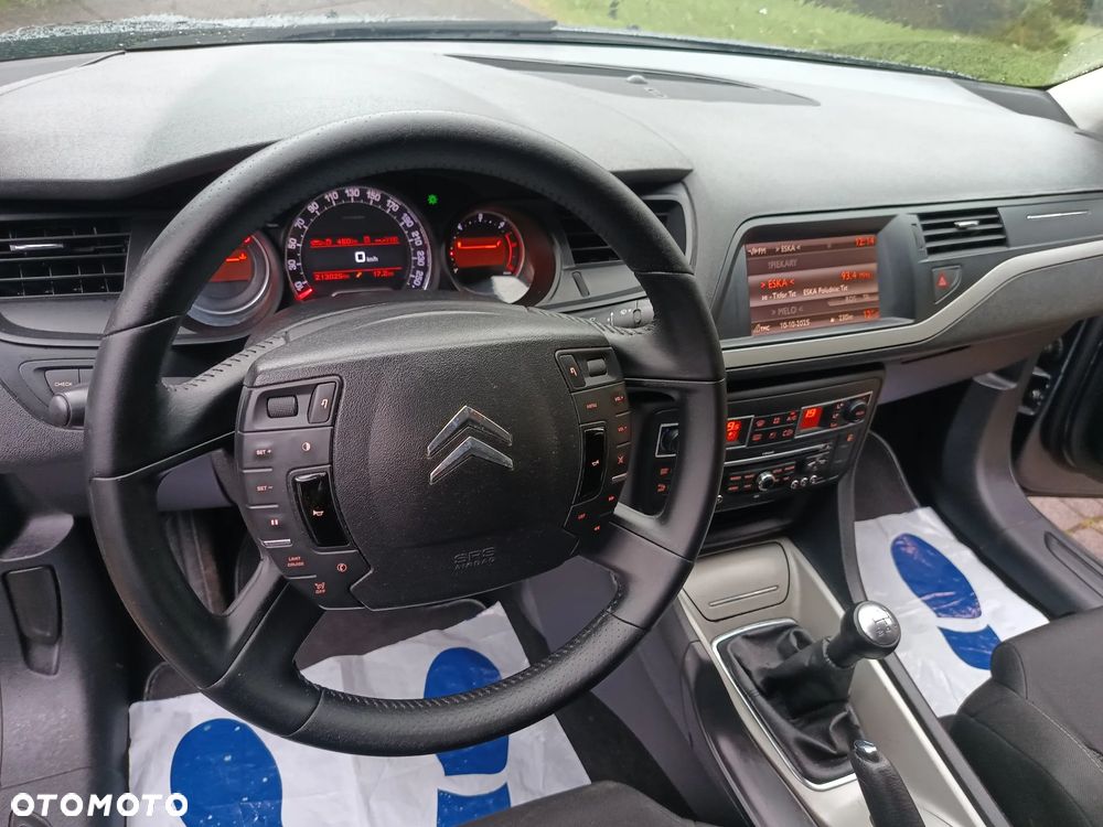 Citroën C5 Tourer HDi 110 FAP Tendance - 4