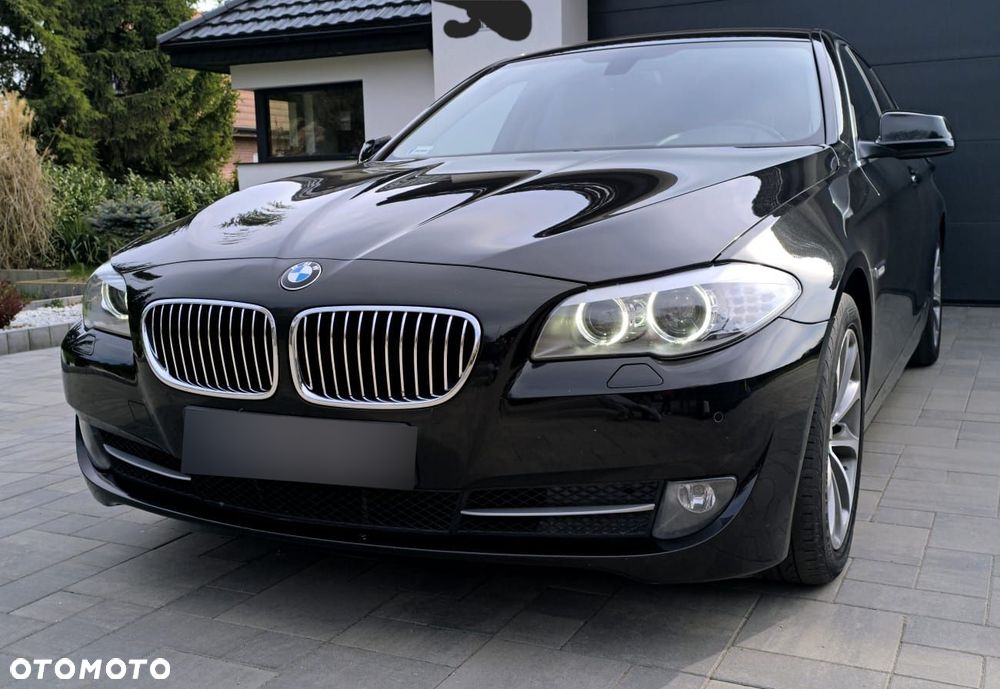 BMW Seria 5 520d xDrive - 6