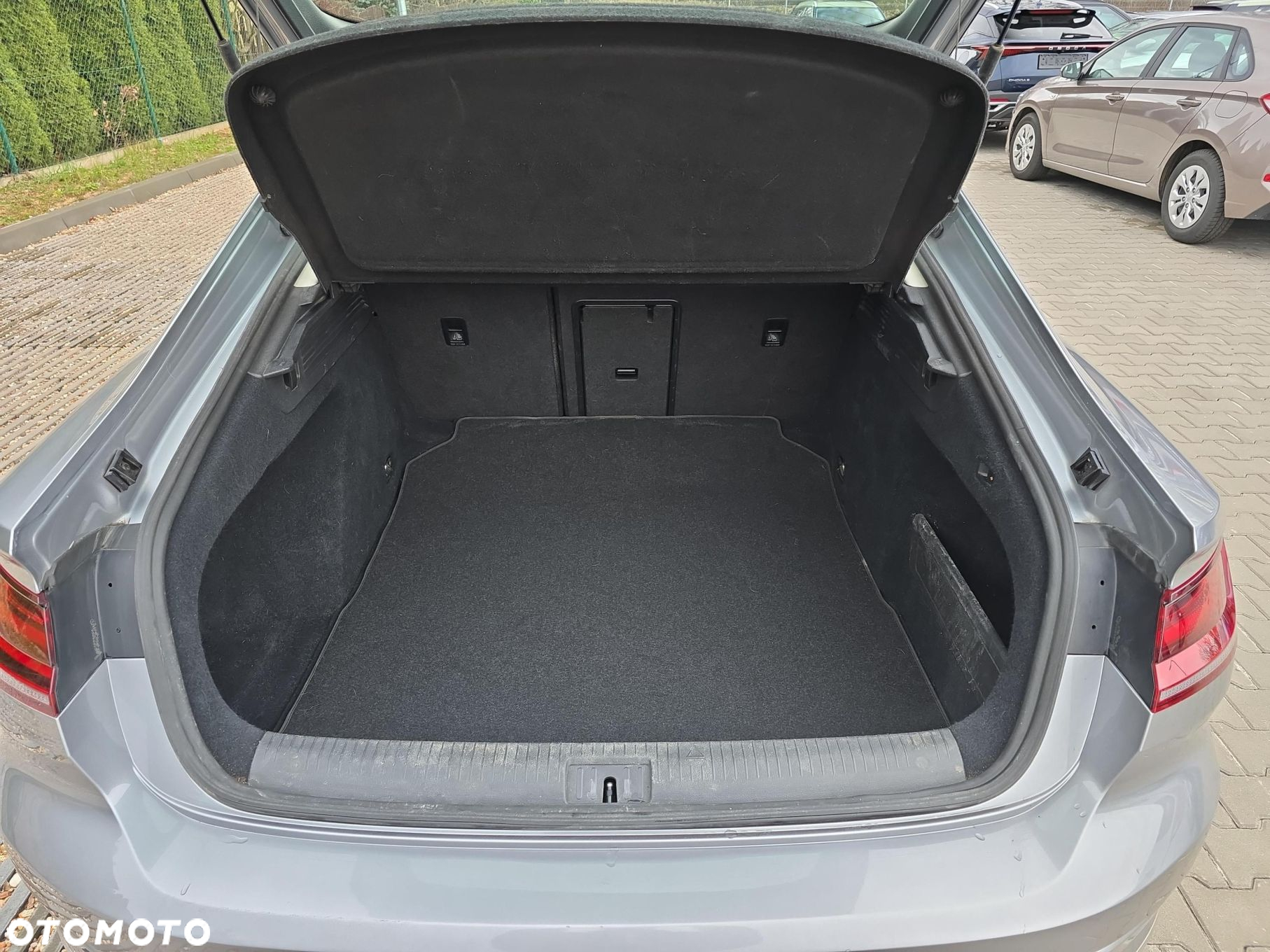 Volkswagen Arteon 2.0 TDI SCR Elegance DSG - 9