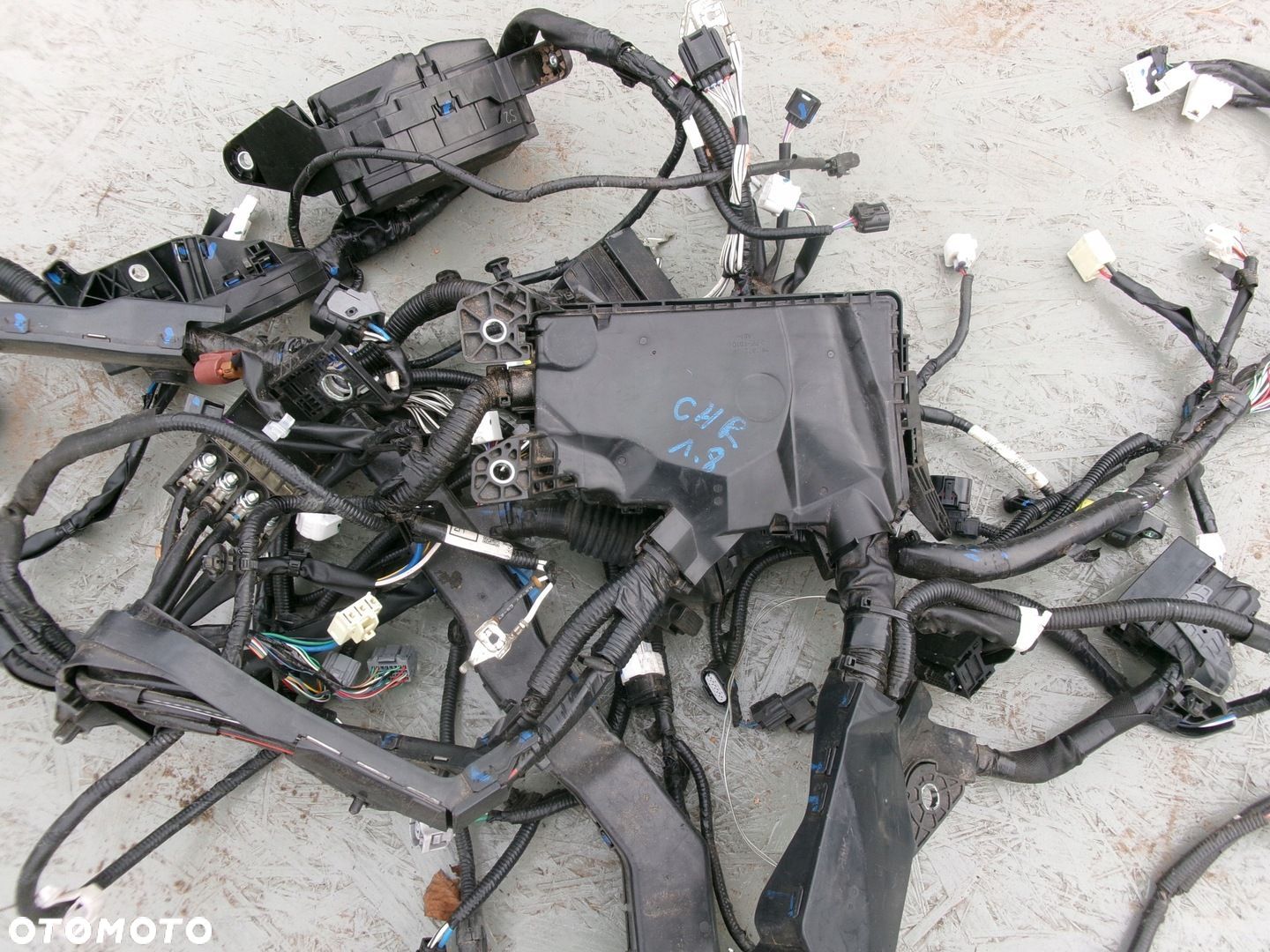 Toyota Corolla E21 Kombi wiązka komory silnika - 1