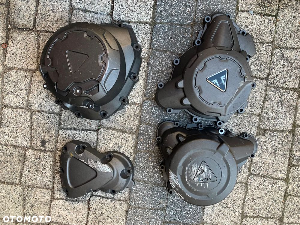 Triumph Tiger  dekiel podnóżek stopka lusterko