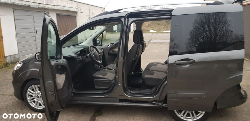 Ford Tourneo Courier - 6