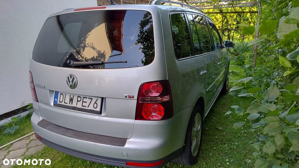 Volkswagen Touran - 3