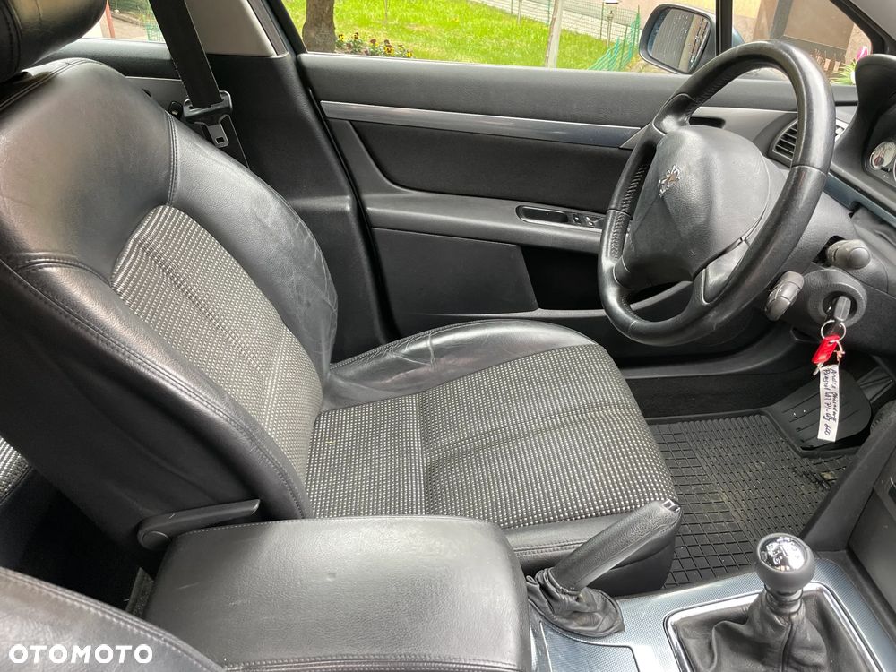 Peugeot 407 2.0 HDi Premium - 19