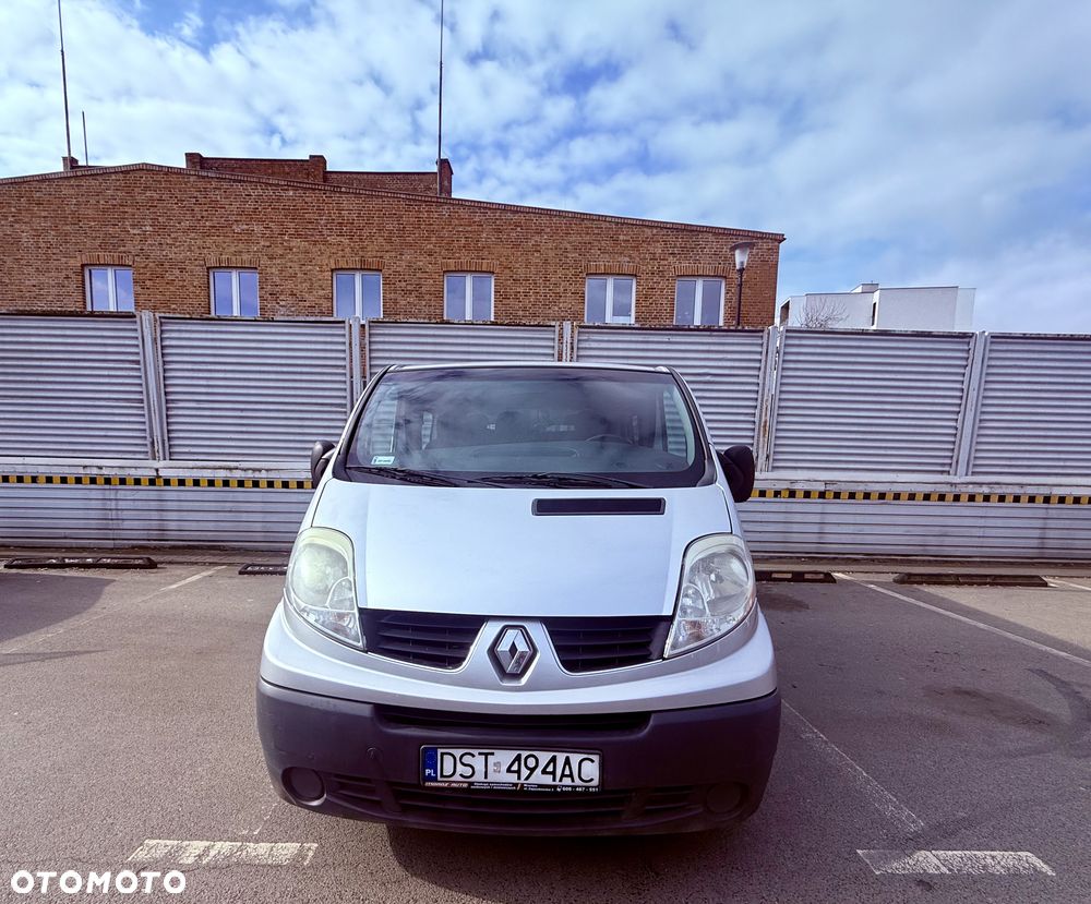 Renault Trafic - 2