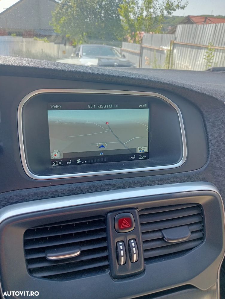 Volvo V40 D2 Momentum - 12