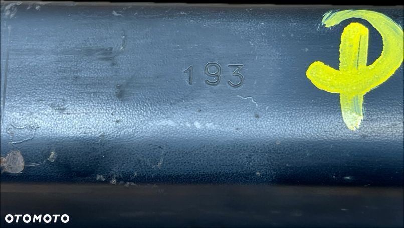 P8 GMC YUKON XL DENALI IV 2015 - 6.2 WAHACZ TYŁ TYLNY PRAWY =  LEWY GM - 3