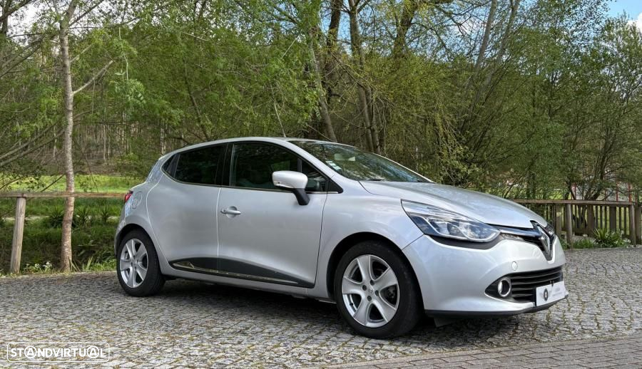 Renault Clio 1.5 dCi Dynamique S - 13