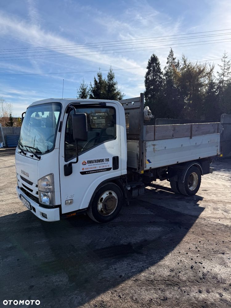 Isuzu N1R - 4