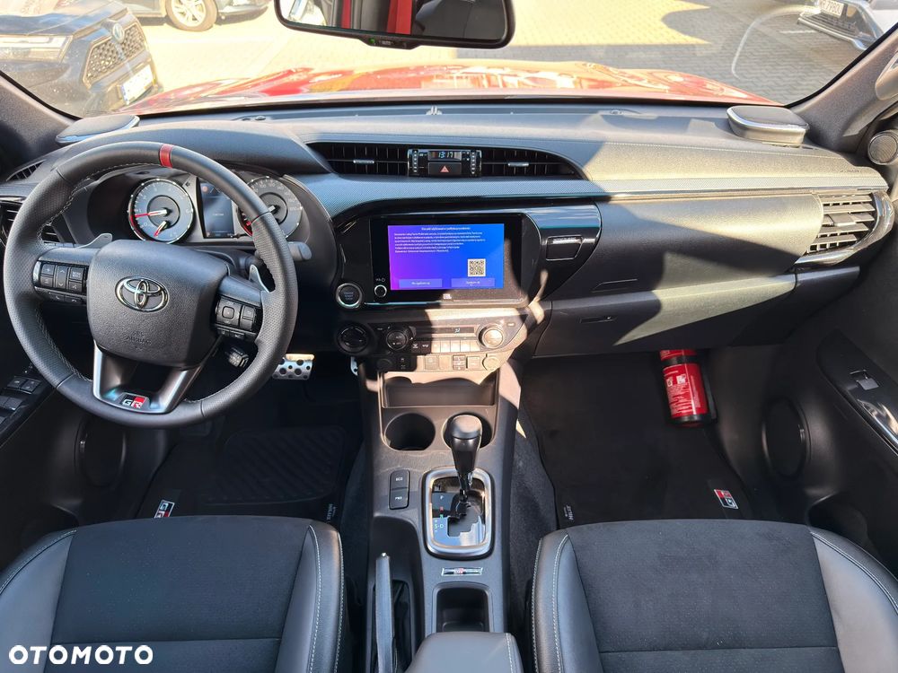 Toyota Hilux 2.8 D-4D Double Cab GR Sport II 4x4 - 17