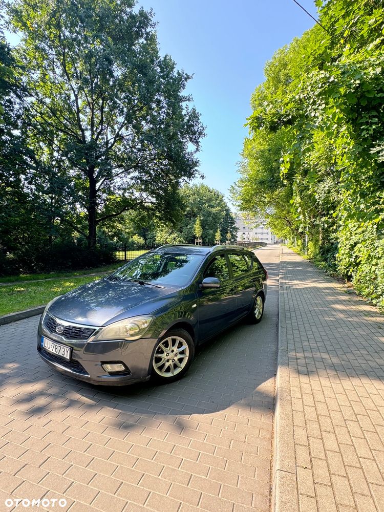 Kia Ceed 1.6 Comfort - 2