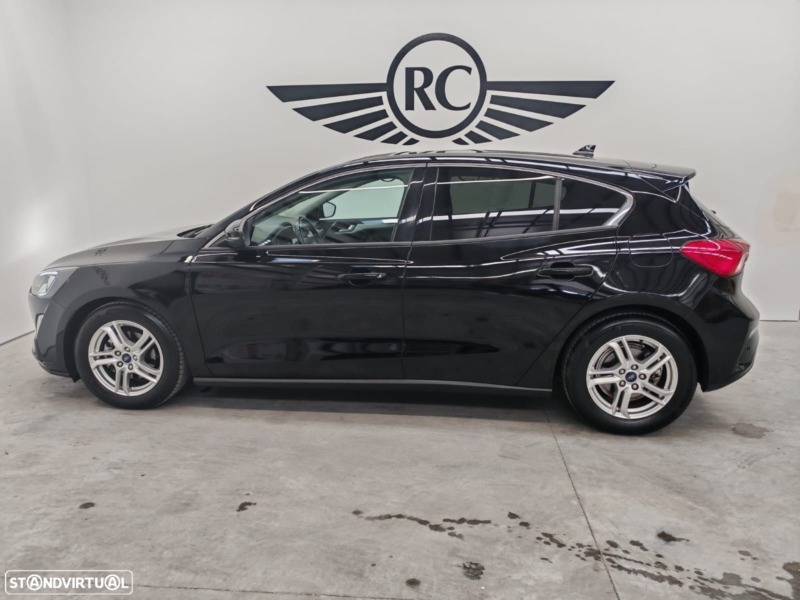 Ford Focus 1.5 TDCi EcoBlue Active - 4