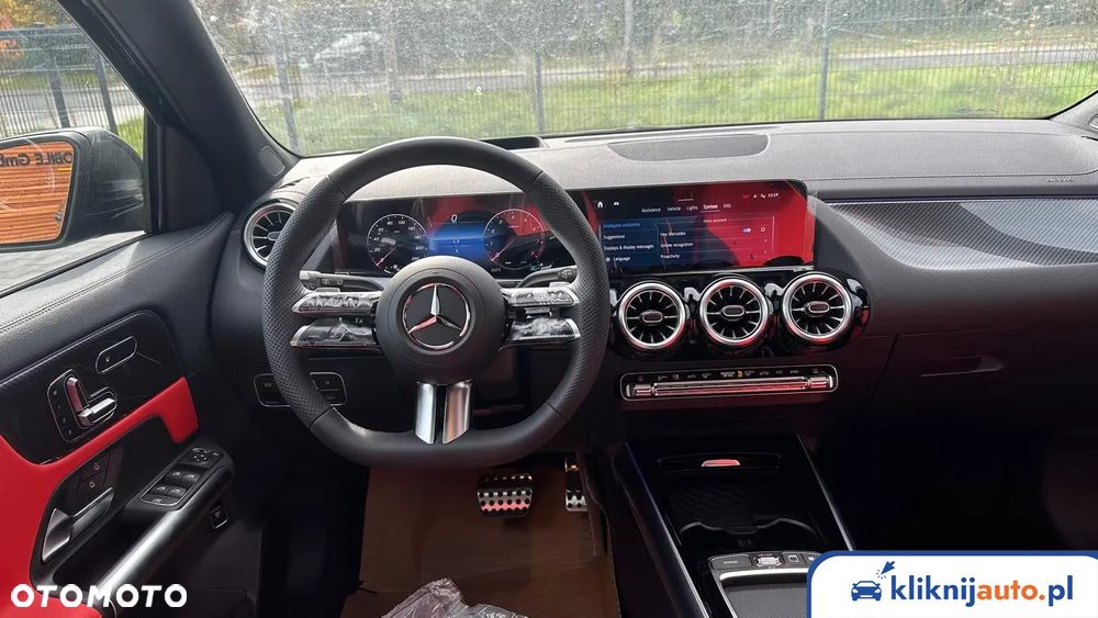 Mercedes-Benz GLA 200 AMG Line - 4