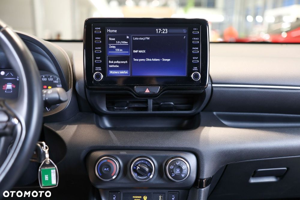 Toyota Yaris 1.5 Comfort - 22