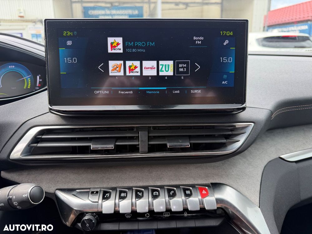 Peugeot 3008 PHEV 300 EAT8 4X4 GT - 10