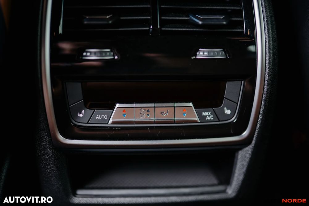 BMW X5 xDrive50e AT PHEV - 39