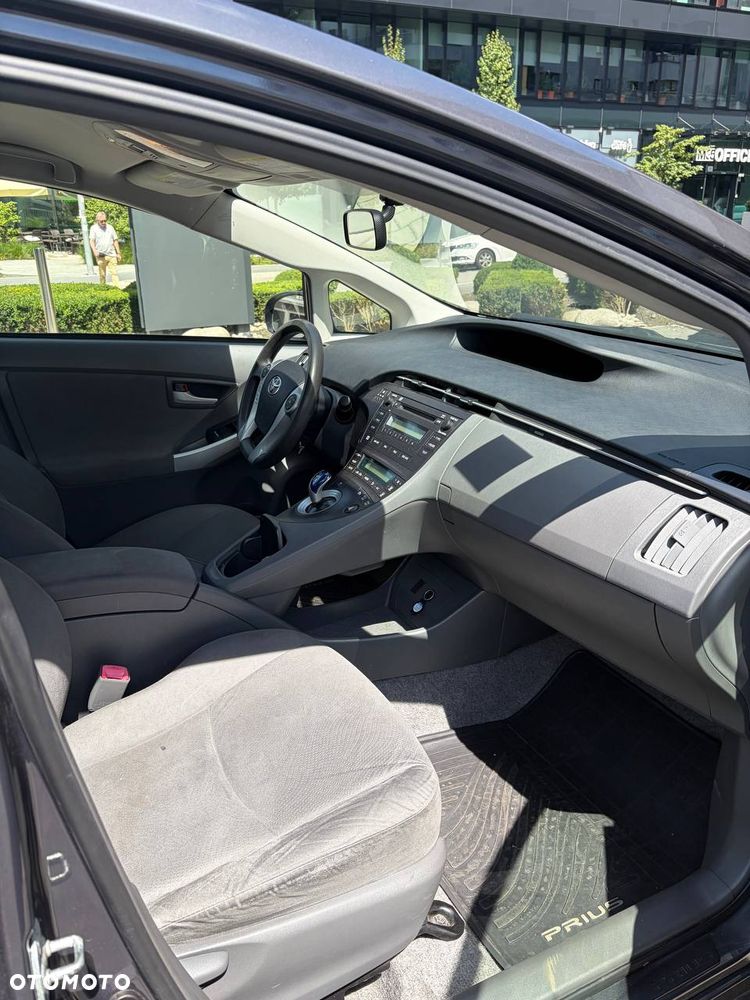 Toyota Prius - 11