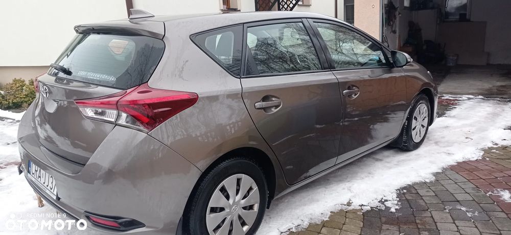Toyota Auris 1.33 VVT-i Life - 6