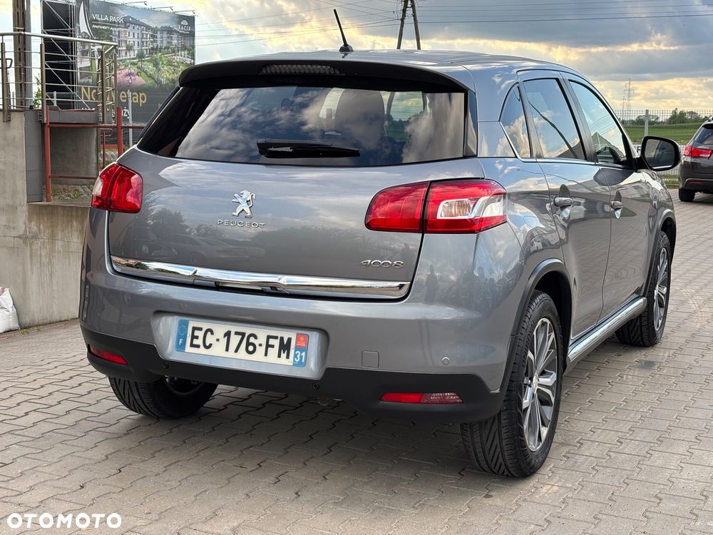 Peugeot 4008 - 14