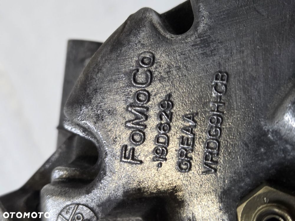 Sprężarka klimatyzacji Ford Mondeo MK V MK5  2.0 TDCI - 8