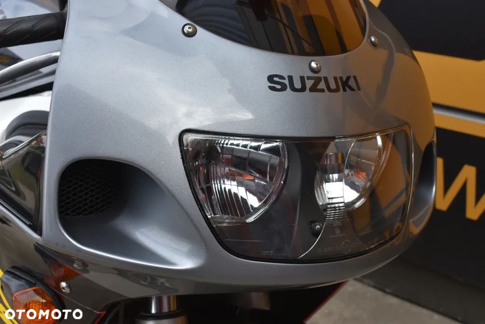 Suzuki GSX-R - 28