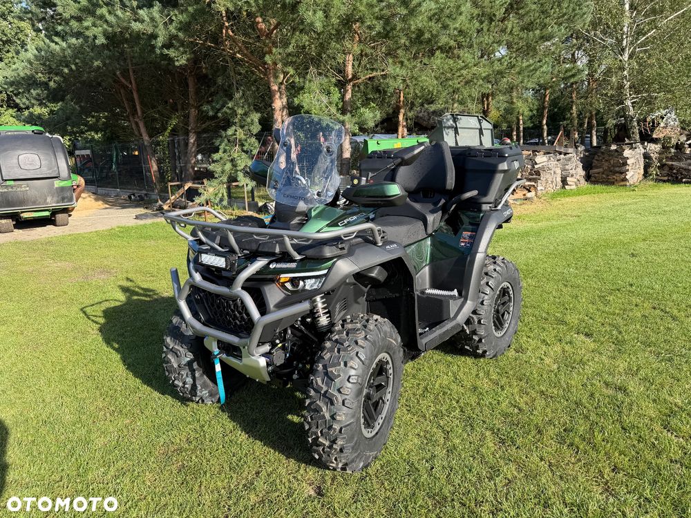 CFMoto CForce - 8
