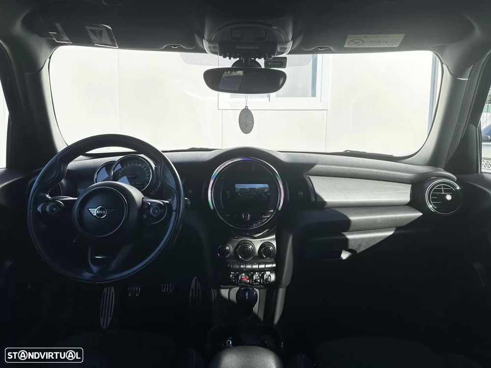 MINI 5 Portas Cooper D - 12