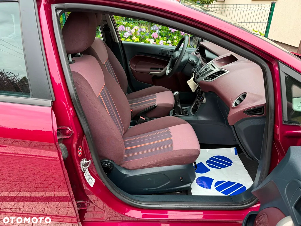 Ford Fiesta 1.25 Titanium - 24