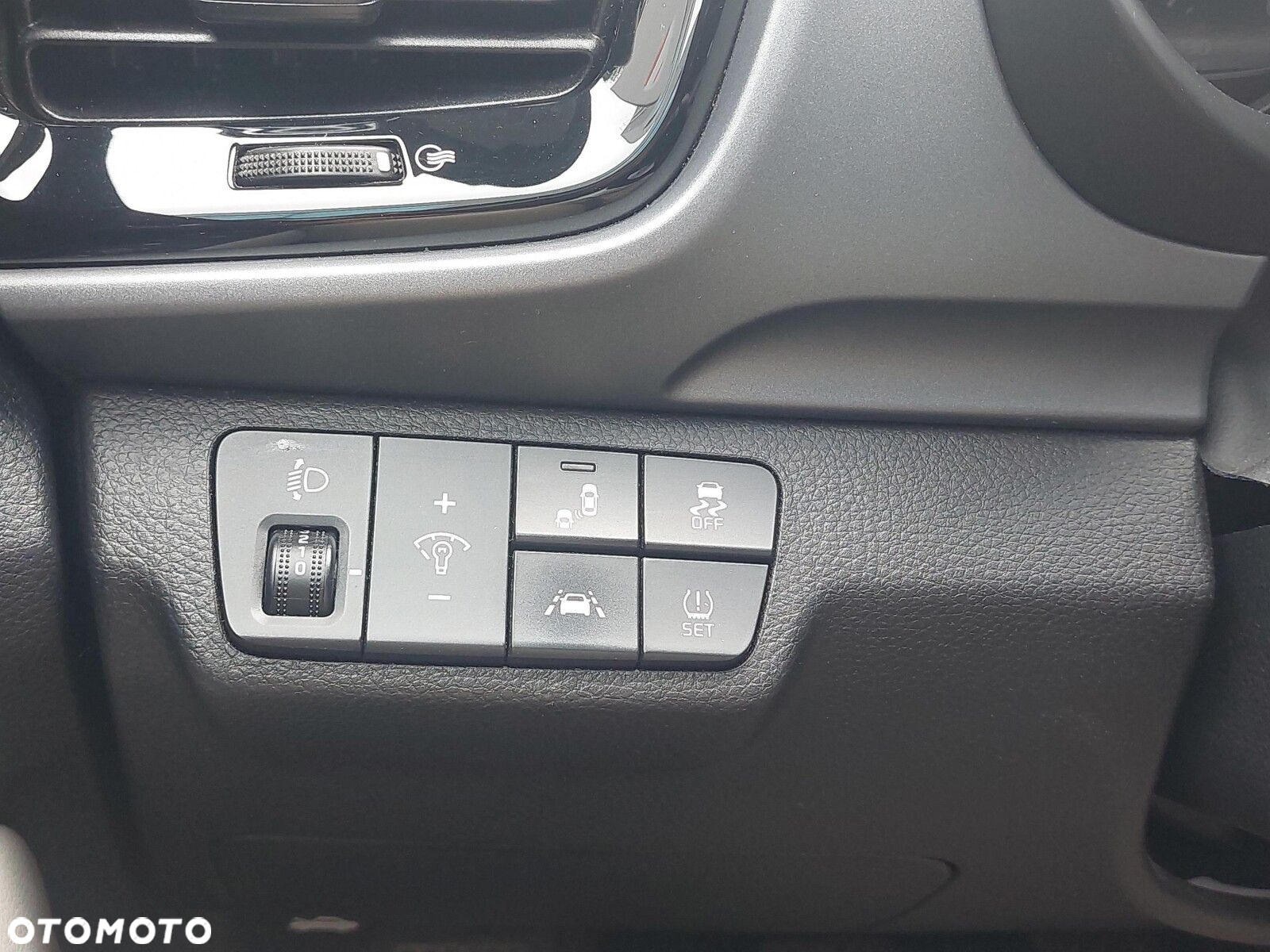 Kia Stonic - 34