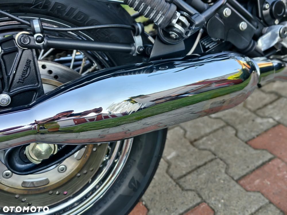 Triumph Thunderbird - 8