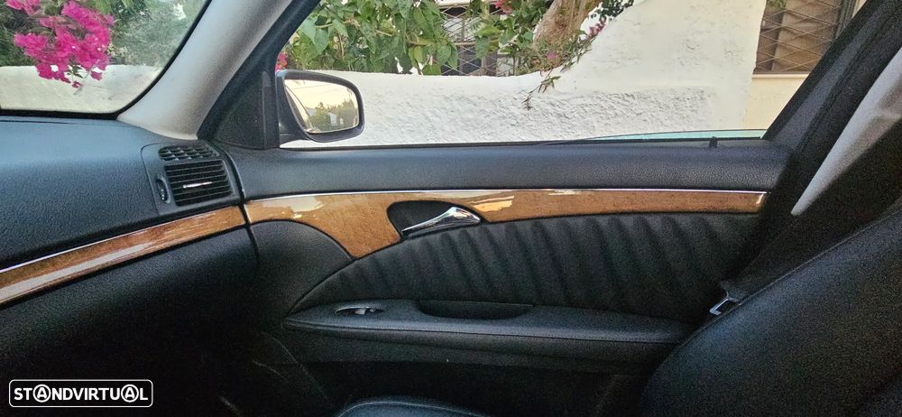 Mercedes-Benz E 220 CDi Executive II Aut. - 45