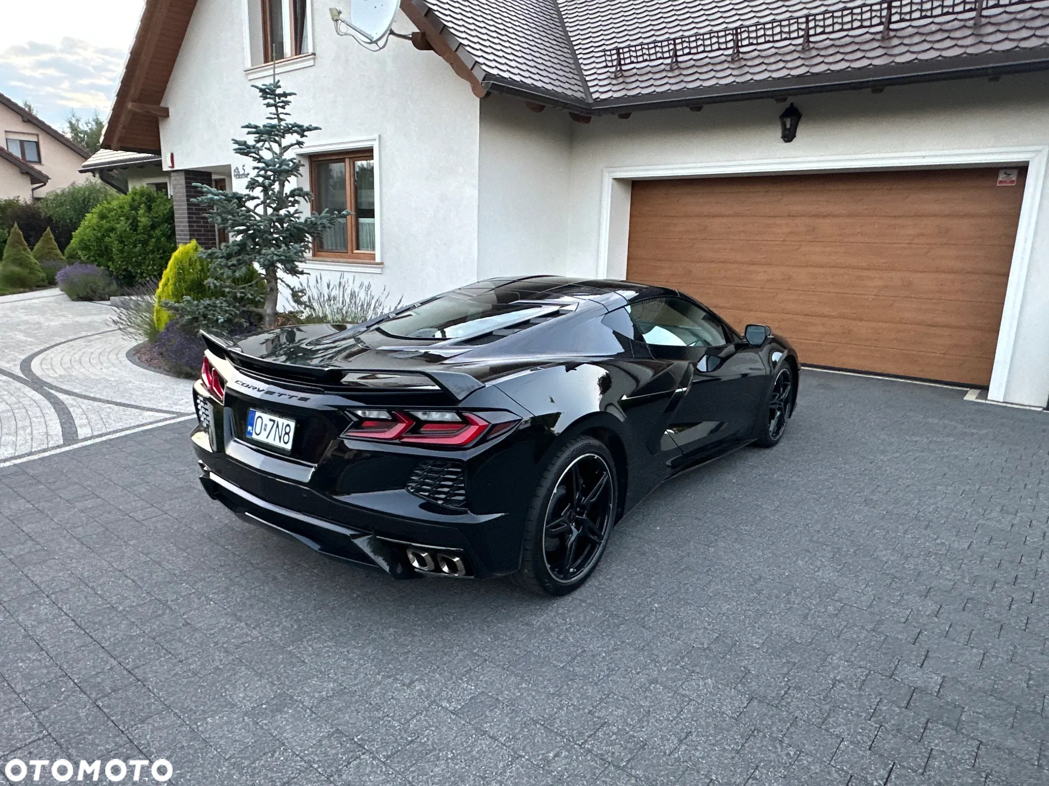 Chevrolet Corvette - 7