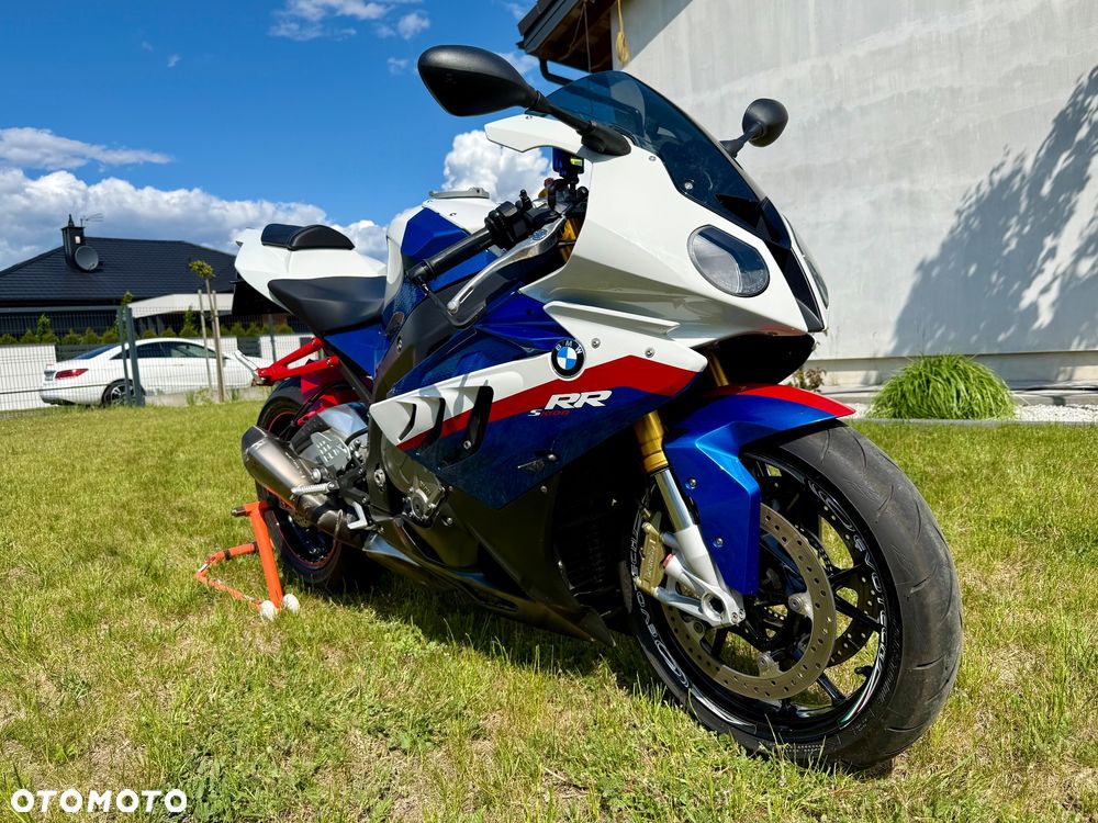 BMW S - 10