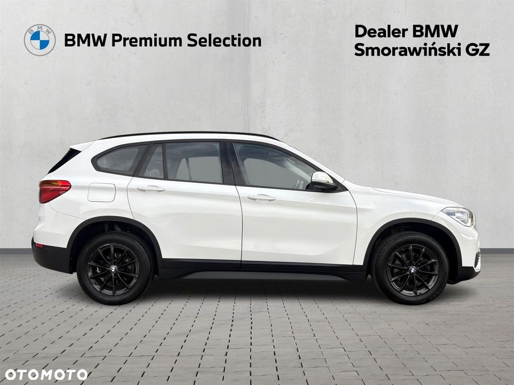 BMW X1 sDrive18i - 25