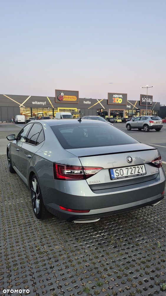 Skoda Superb 2.0 TSI Sportline DSG - 3