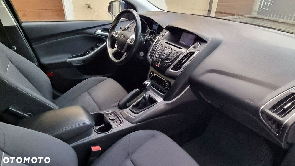 Ford Focus - 13