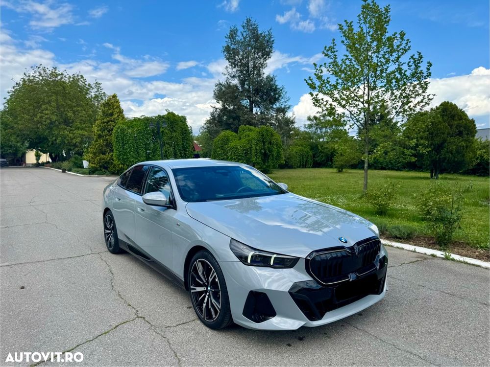 BMW Seria 5 520d AT MHEV - 1