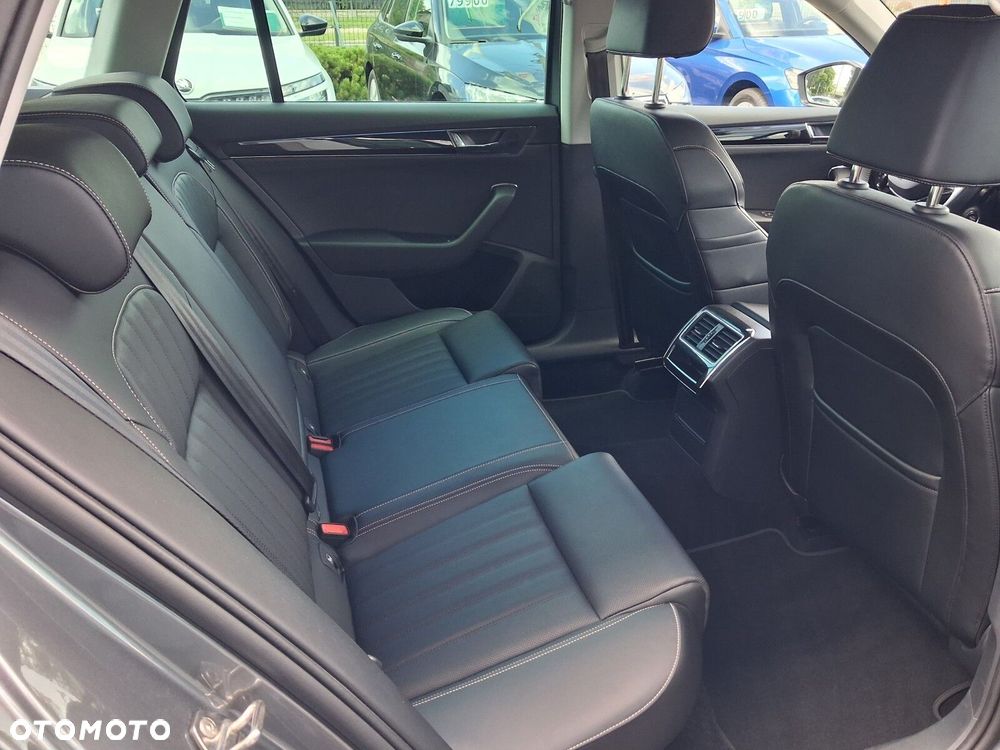 Skoda Superb 2.0 TDI SCR L&K DSG - 12