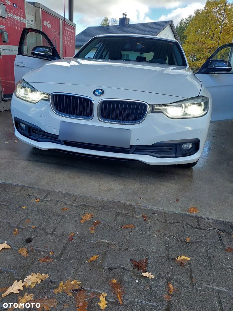 BMW Seria 3 320d Edition Luxury Line Purity - 5